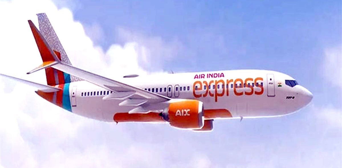 Passenger tries to enter cockpit area on Bengaluru-Varanasi flight.